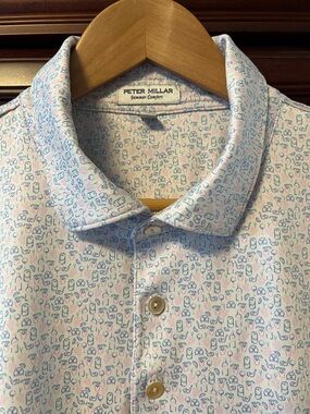 Like New Peter Millar Summer Comfort Golf ⛳️ designed Blue, Pink & White Polo!